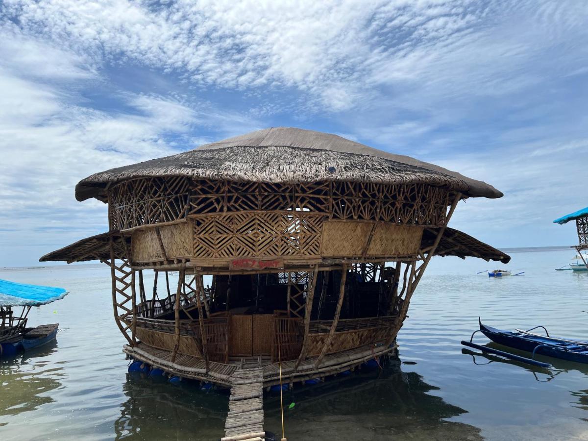 Bamboo Nest Beachfront Puerto Princesa Exterior photo