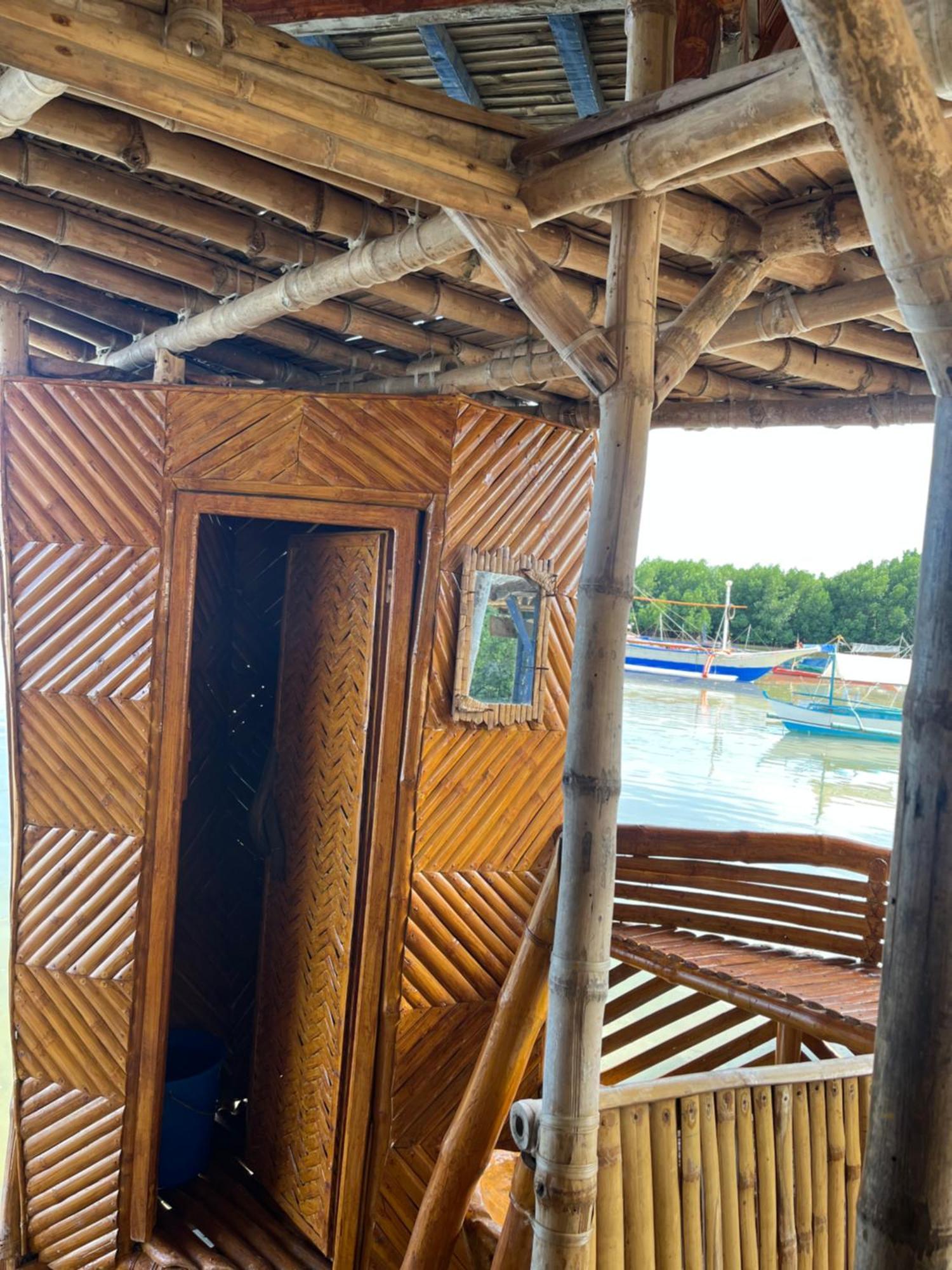 Bamboo Nest Beachfront Puerto Princesa Exterior photo