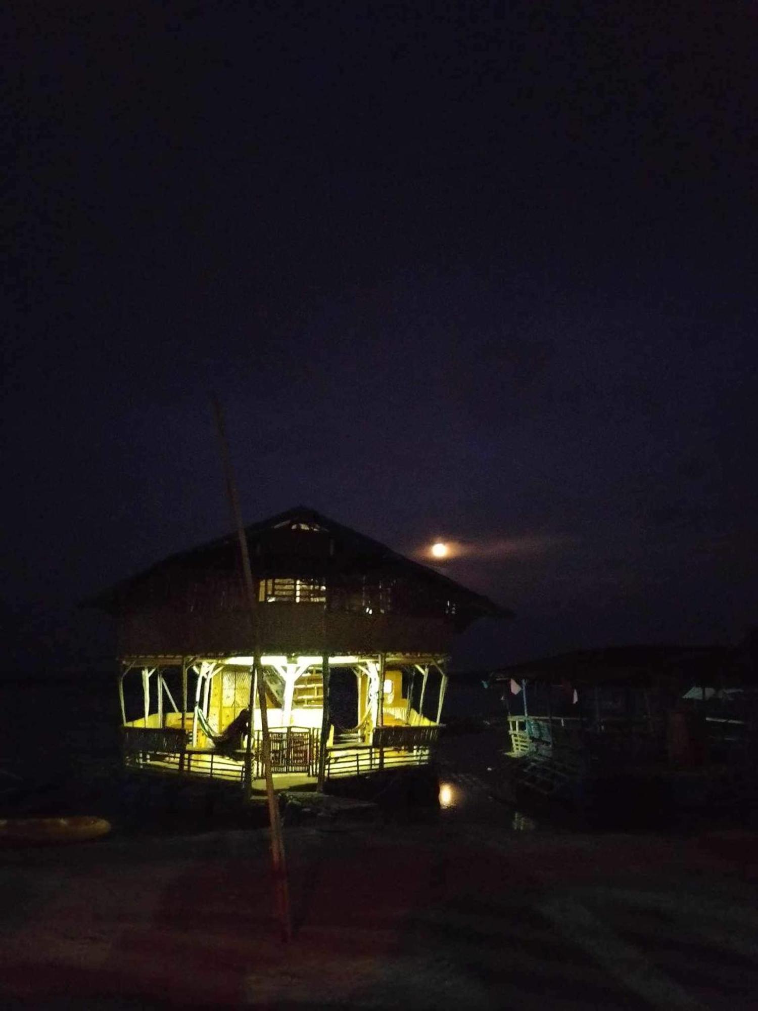 Bamboo Nest Beachfront Puerto Princesa Exterior photo