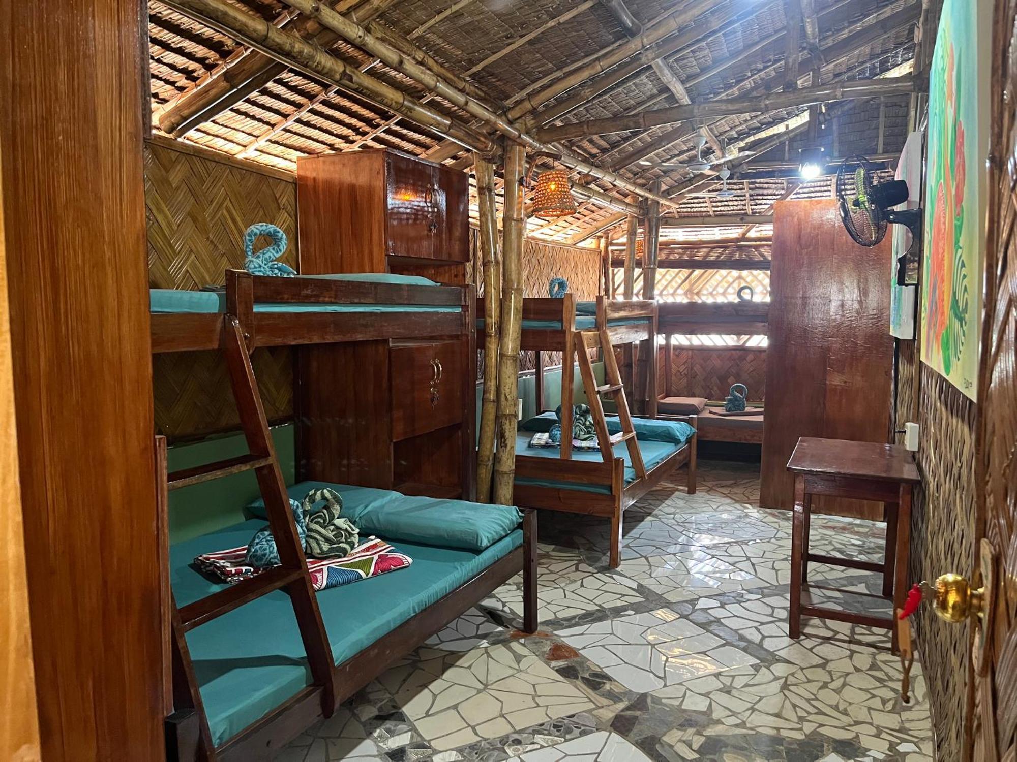 Bamboo Nest Beachfront Puerto Princesa Exterior photo