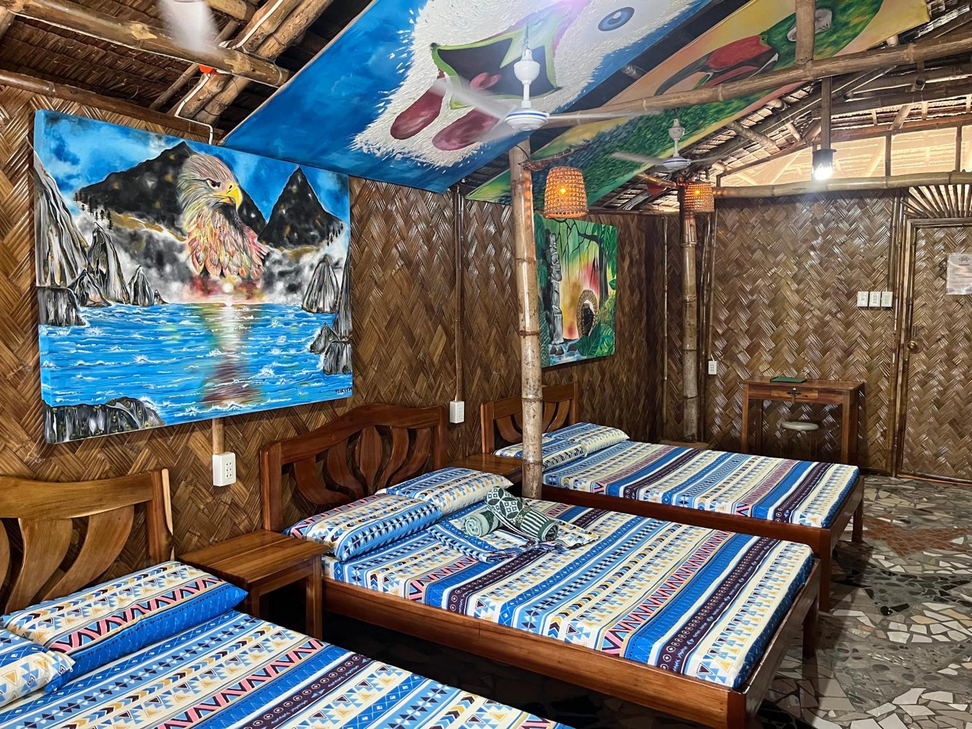 Bamboo Nest Beachfront Puerto Princesa Exterior photo