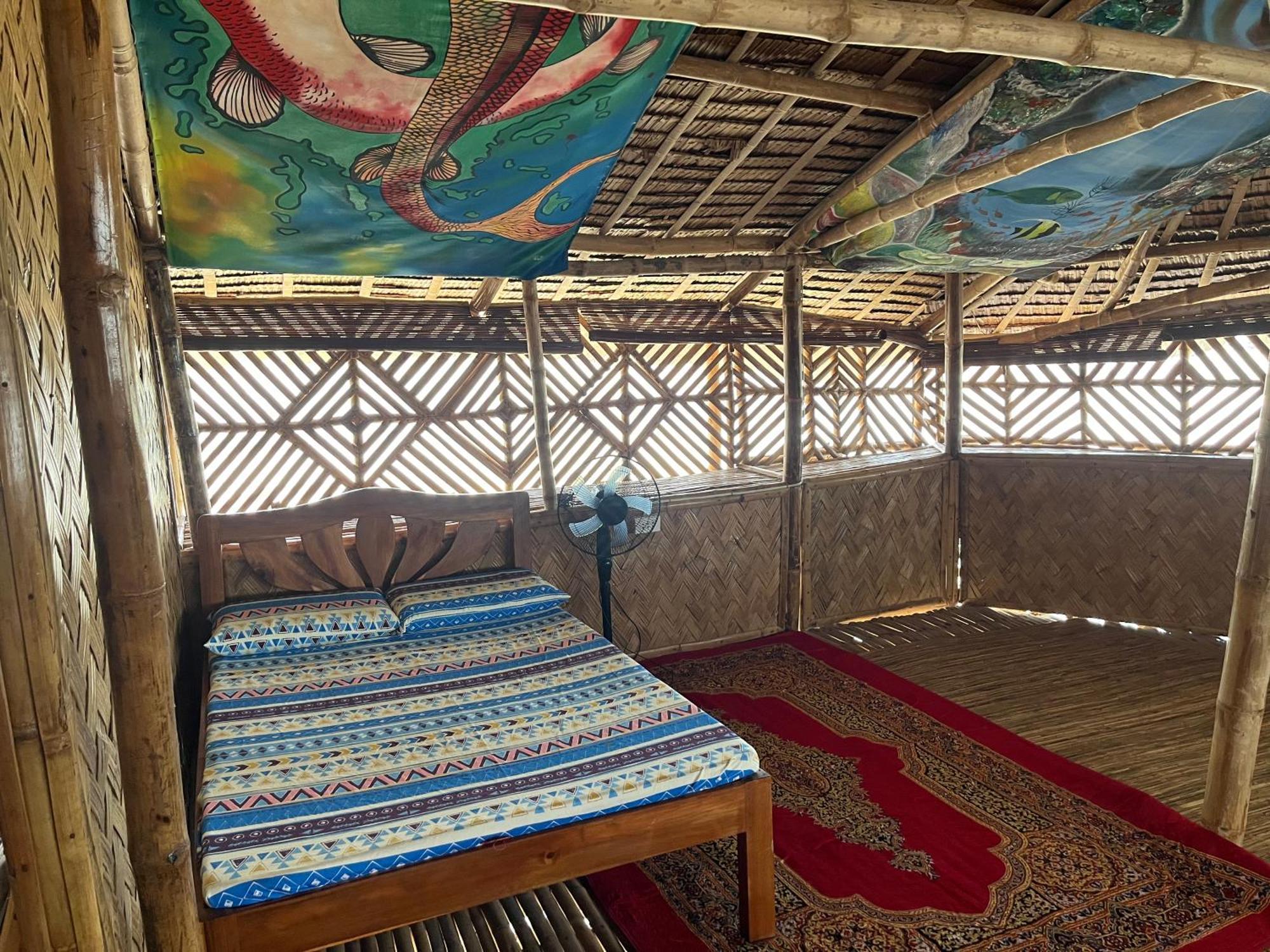Bamboo Nest Beachfront Puerto Princesa Exterior photo